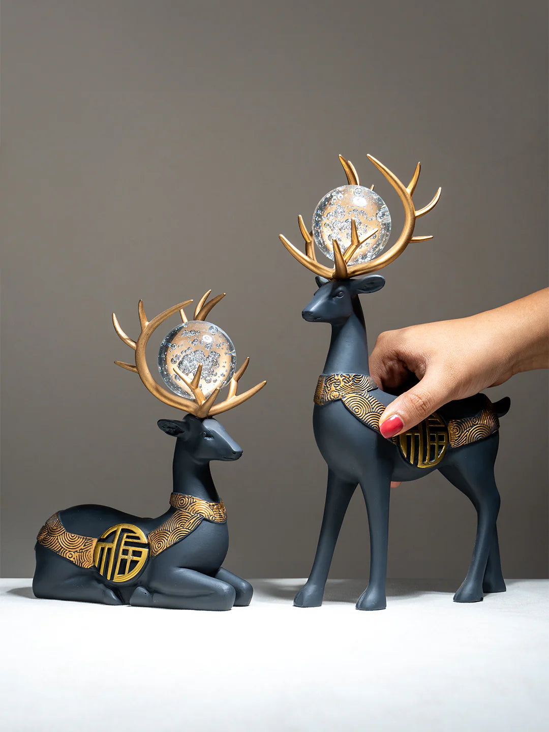 2Pcs White Modern Deer Resin Figurines for Home Décor