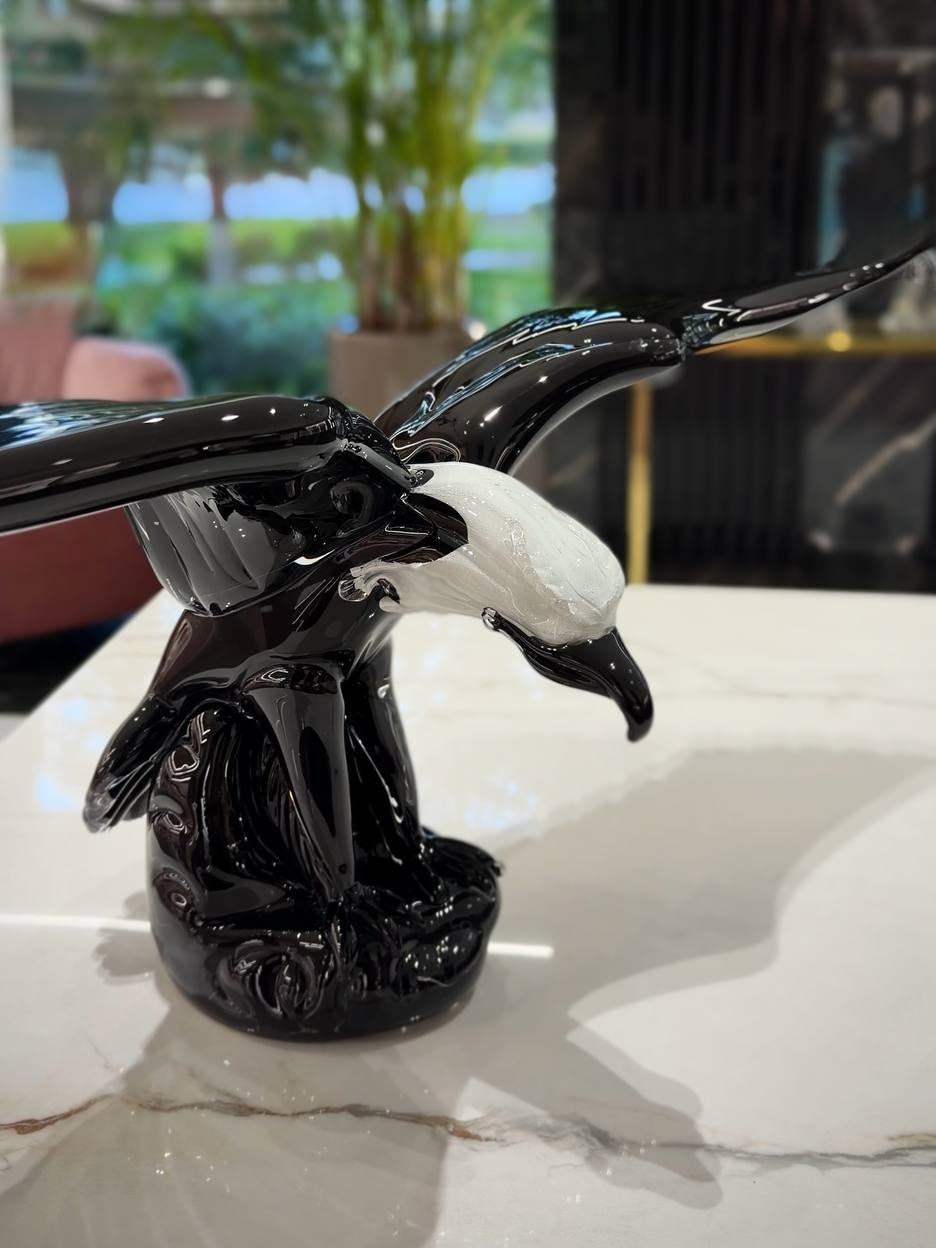 Premium Crystal Eagle Showpiece – Luxury Flying Eagle Decorative Statue for Home & Office